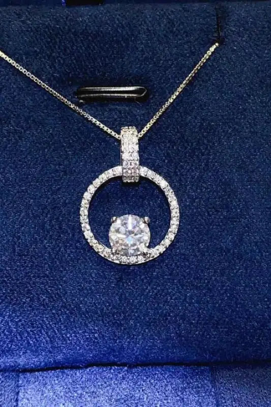 Circle of Love 1 Carat Moissanite 925 Sterling Silver Necklace - Silver / One Size - Necklaces