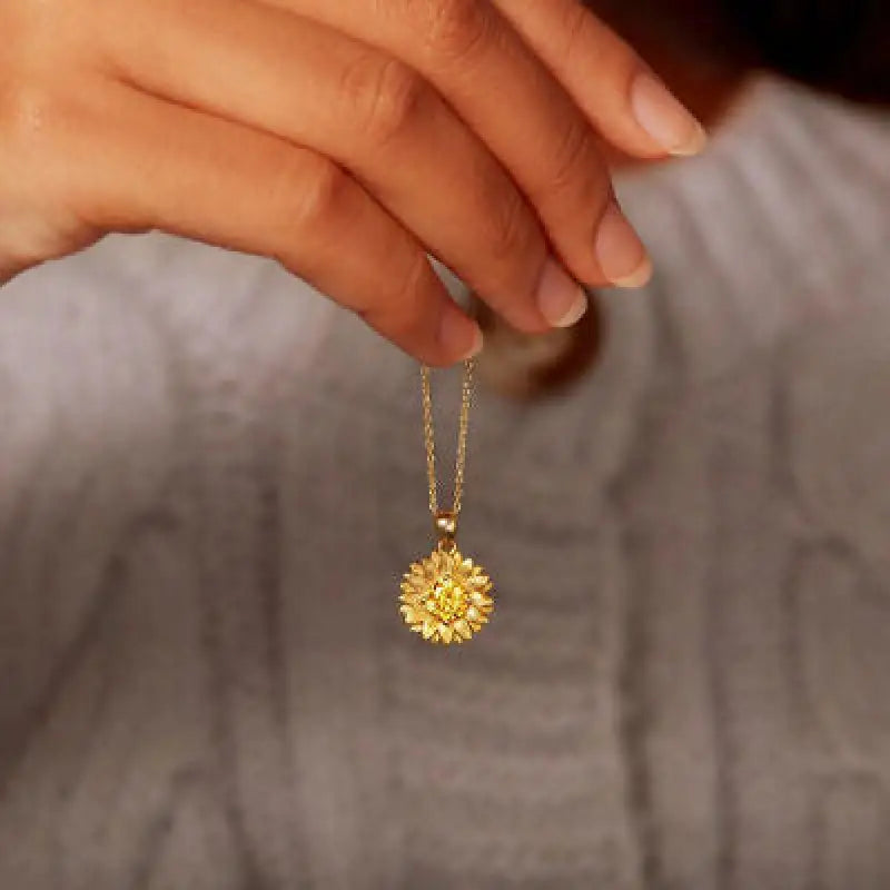 Sunflower Shape 18K Gold-Plated Pendant Necklace - Gold / One Size - Necklaces